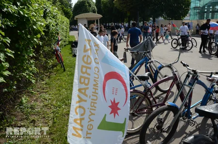 Moskvada Leyla Əliyevanın təşəbbüsü ilə açıq havada 28 May Respublika günü qeyd edilib