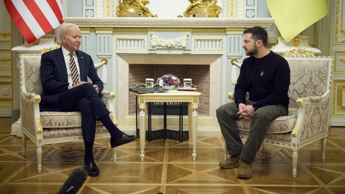 Zelenski Baydenlə müzakirənin təfərrüatını açıqlayıb