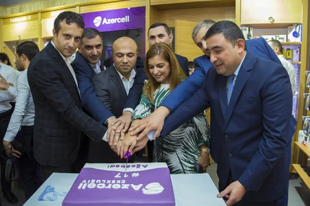“Azercell Ağcabədidə yeni ekskluziv mağazasının açılışını edib
