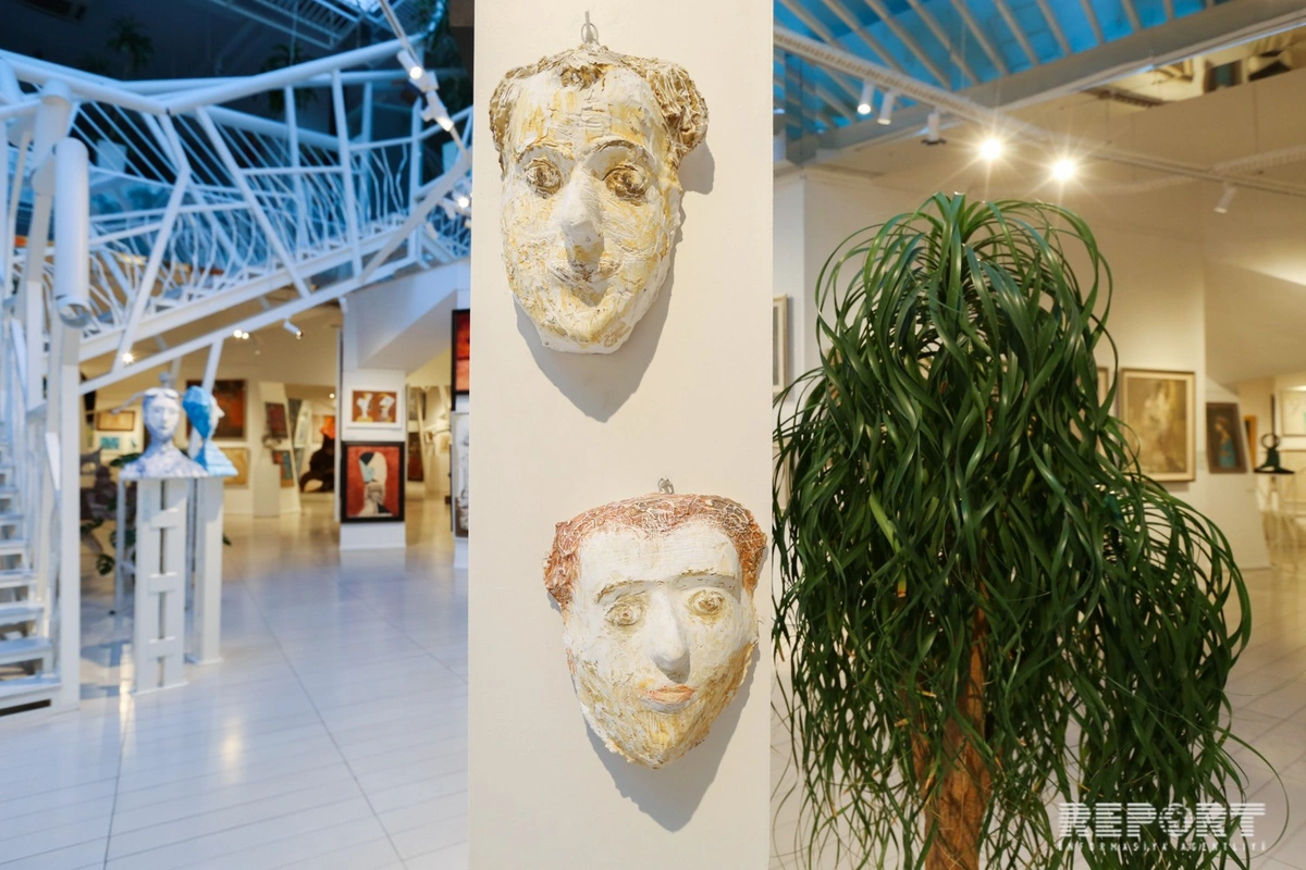 From the Museum of Modern Art - REPORTAGE