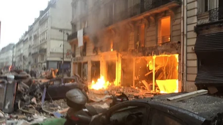 При взрыве в Париже пострадали почти 50 человек - ВИДЕО - ОБНОВЛЕНО - 3