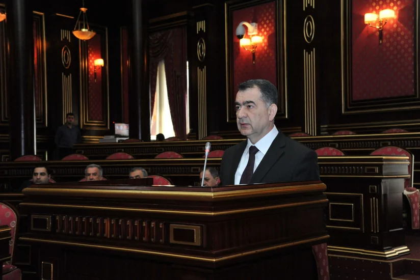 Əziz Seyidov and içərək vəzifəsinin icrasına başlayıb - ƏLAVƏ OLUNUB