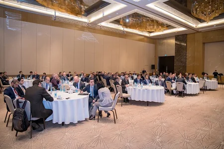 Maliyyə Nazirliyi və Dünya Bankı birgə seminar keçirdi