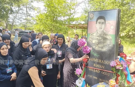 Vətən müharibəsi şəhidinin xatirəsinə inşa edilən bulağın açılışı olub
