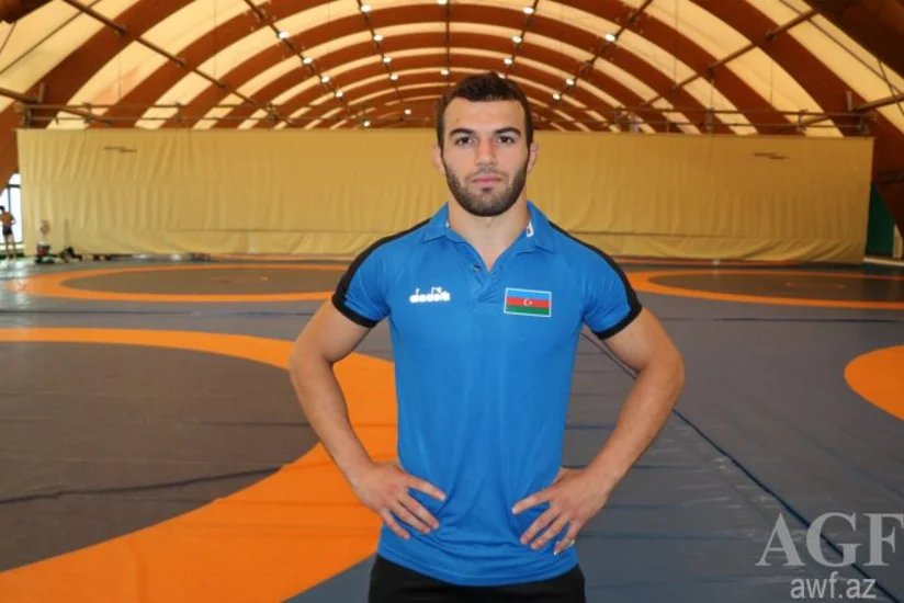 Dünya çempionatı: Azərbaycanın daha bir güləşçisi bürünc medal qazanıb