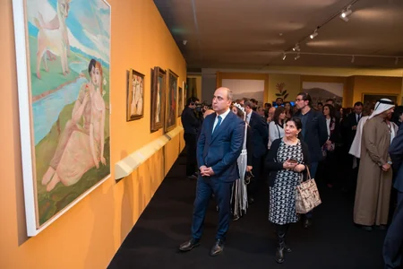 Heydər Əliyev Mərkəzində gürcü rəssamın sərgisi açılıb