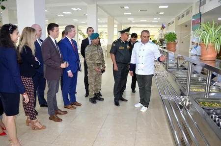 US delegation visits military unit - VIDEO