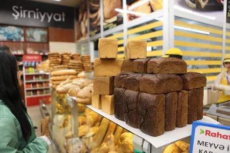 Bakıda “RAHAT” supermarketlər şəbəkəsinin daha bir filialı açıldı - FOTO