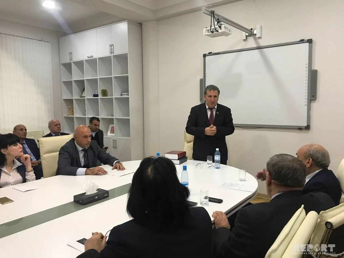 İsa Həbibbəyli: Azərbaycan cəmiyyəti  iki y ilə yazılan sözlərin bir y ilə yazılmasına hazır deyil