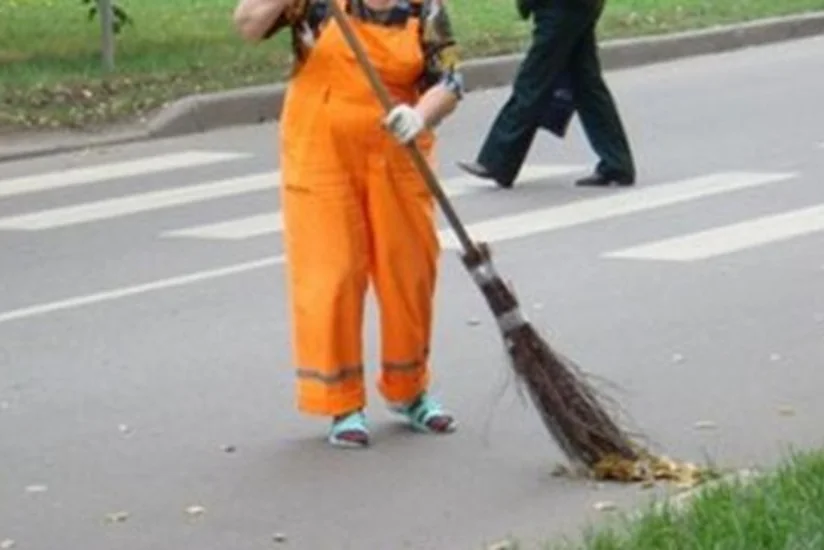 Gəncədə süpürgəçi qadını maşın vuraraq öldürüb