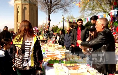 Naxçıvanda “Novruz şəhərciyi”nin ikinci günü - FOTOREPORTAJ