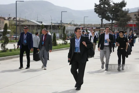 VII ADA Siyasi Forumunun ilk günü başa çatıb - YENİLƏNİB-3