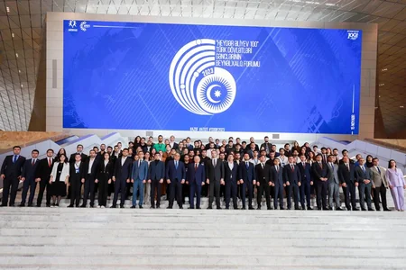 Bakıda türk dövlətləri gənclərinin beynəlxalq forumu keçirilib