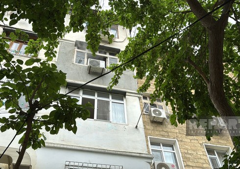 Sumqayıtda yaşayış binasında yanğın olub, sakinlər təxliyə edilib