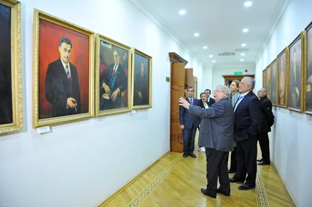 Azdrama və Bolqarıstan Milli Teatrı arasında əməkdaşlıq memorandumu imzalanıb