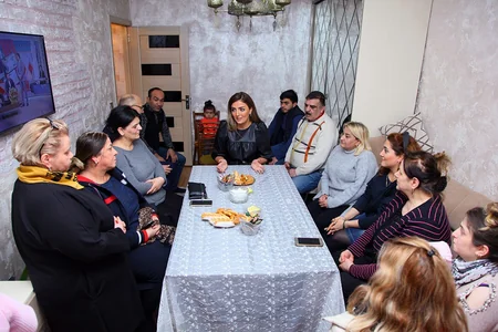 Deputatlığa namizəd Könül Nurullayeva seçicilərlə görüşüb - VİDEO