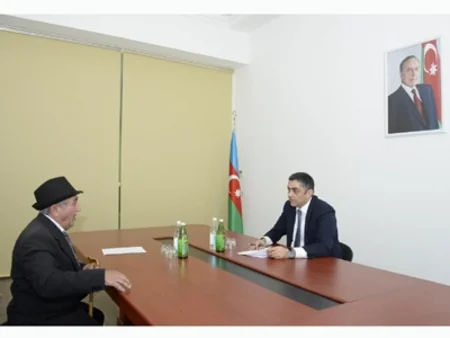 ​Rabitə və yüksək texnologiyalar naziri Sabirabadda vətəndaşlarla görüşüb