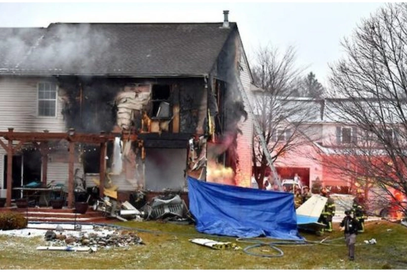 Two dead after plane crashes into home in Mississippi