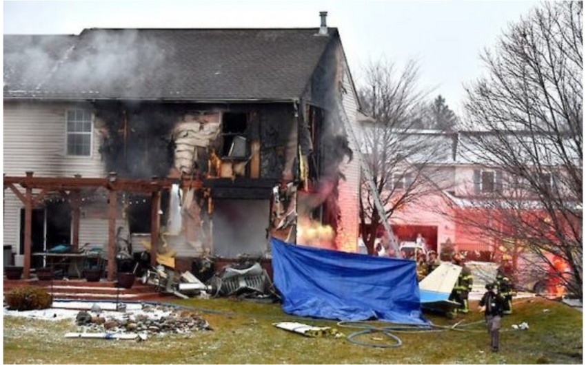 Two dead after plane crashes into home in Mississippi
