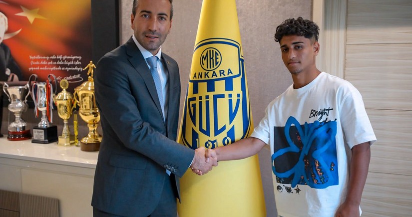 “Ankaragücü” azərbaycanlı futbolçu ilə peşəkar müqavilə imzalayıb