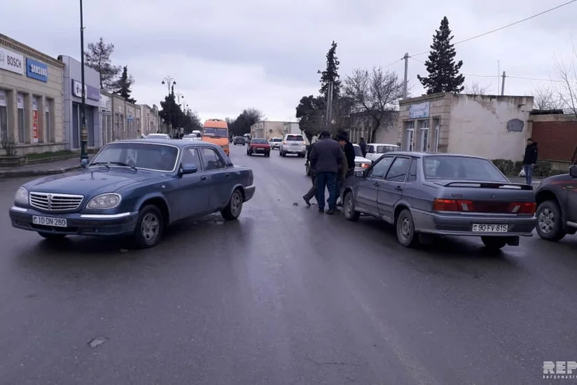 В Кюрдемире произошло ДТП