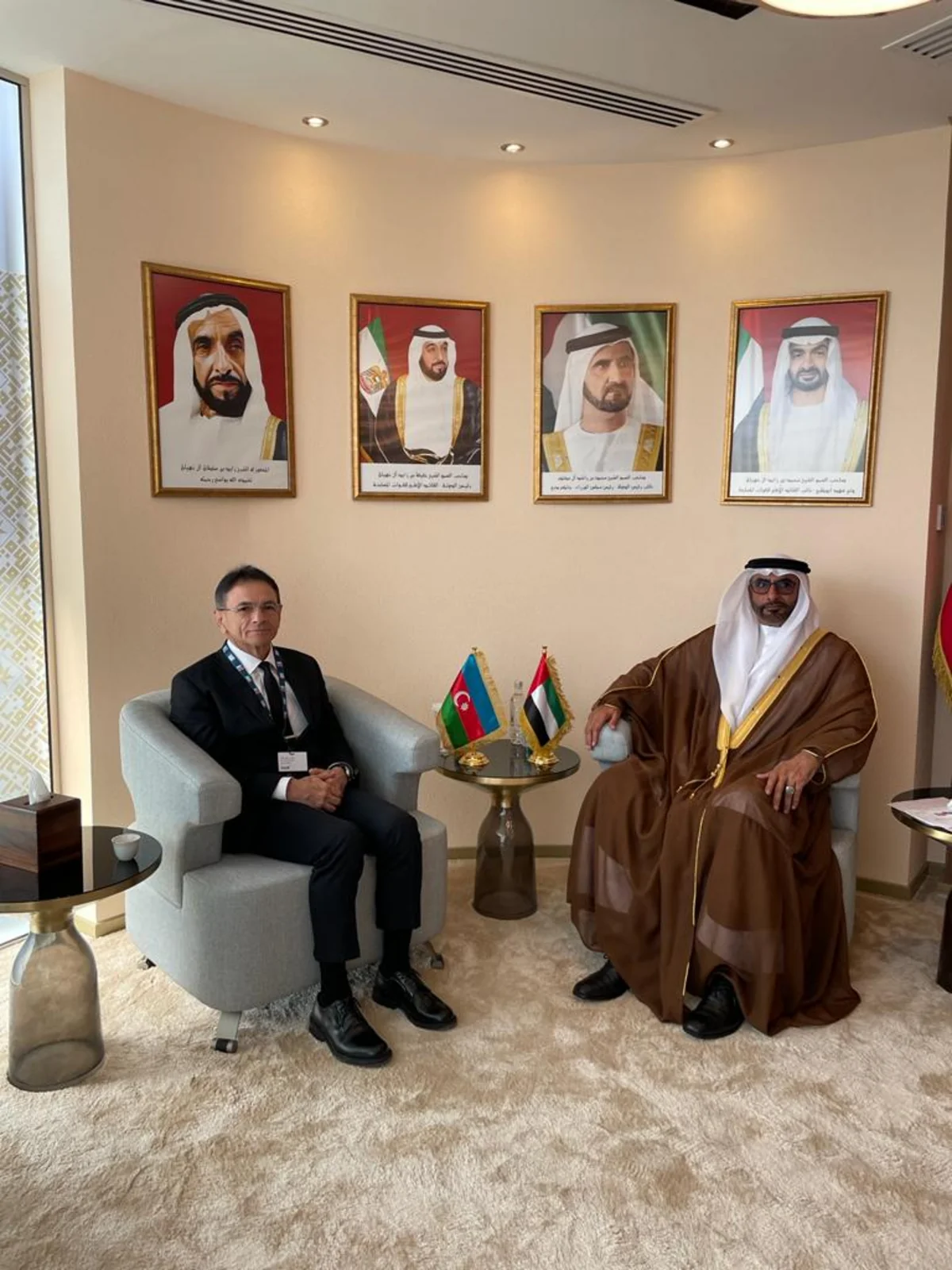 Mədət Quliyev BƏƏ-nin naziri ilə görüşüb