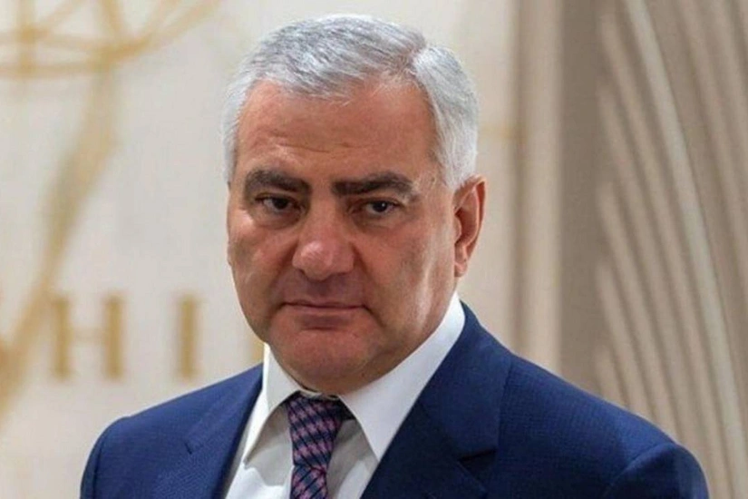 Находящегося в СИЗО Карапетяна допросили в СНБ по делу об отмывании денег
