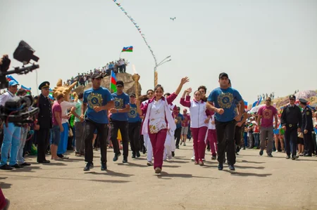 “Bakı-2015”in məşəli Qobustan Milli Tarix-Bədii Qoruğuna gətirildi