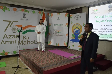 Indian embassy inaugurates regular Yoga classes in Baku