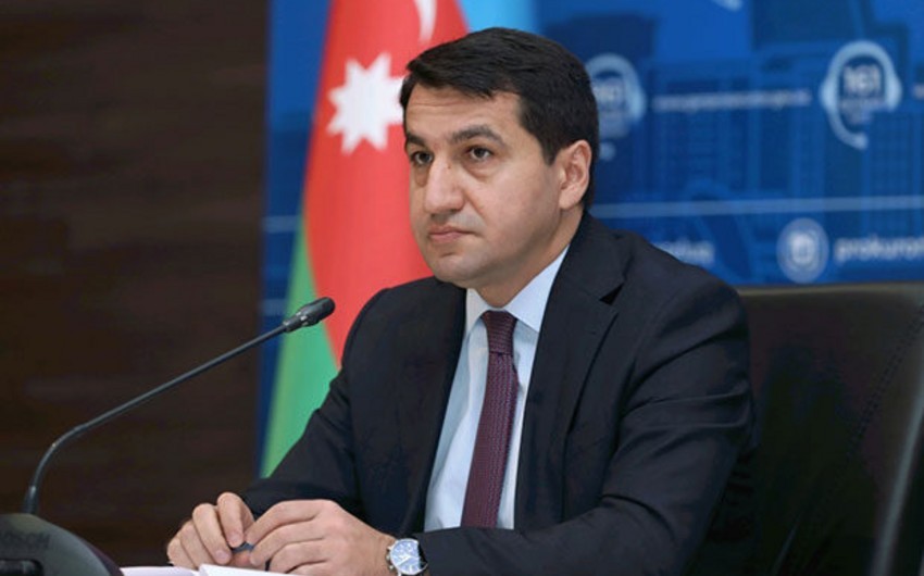 Hikmət Hacıyev: Bu gün sülh sazişinin mətni üzərində iş birbaşa Bakı ilə İrəvan arasında aparılır