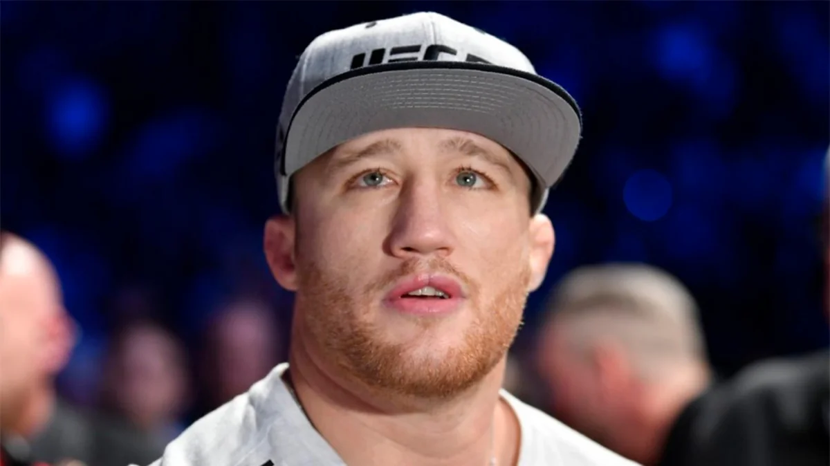 Гэтжи нокаутировал Порье в главном поединке турнира UFC 291