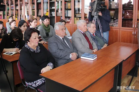 AMEA-da “Cənubi Azərbaycan: 1918-ci il soyqırımı” adlı kitabın təqdimatı keçirilib