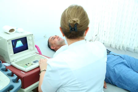 Переселяемые в село Агалы семьи проходят медобследование