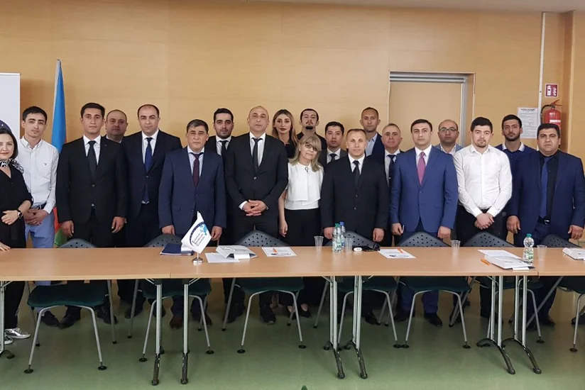 Varşavada AXC dövründə Azərbaycan-Polşa münasibətlərinə dair konfrans keçirilib - FOTO