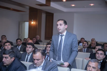 Nazir müavini: Fermerlər payızlıq əkin sahələrinin bəyan edilməsində fəal iştirak etməlidir