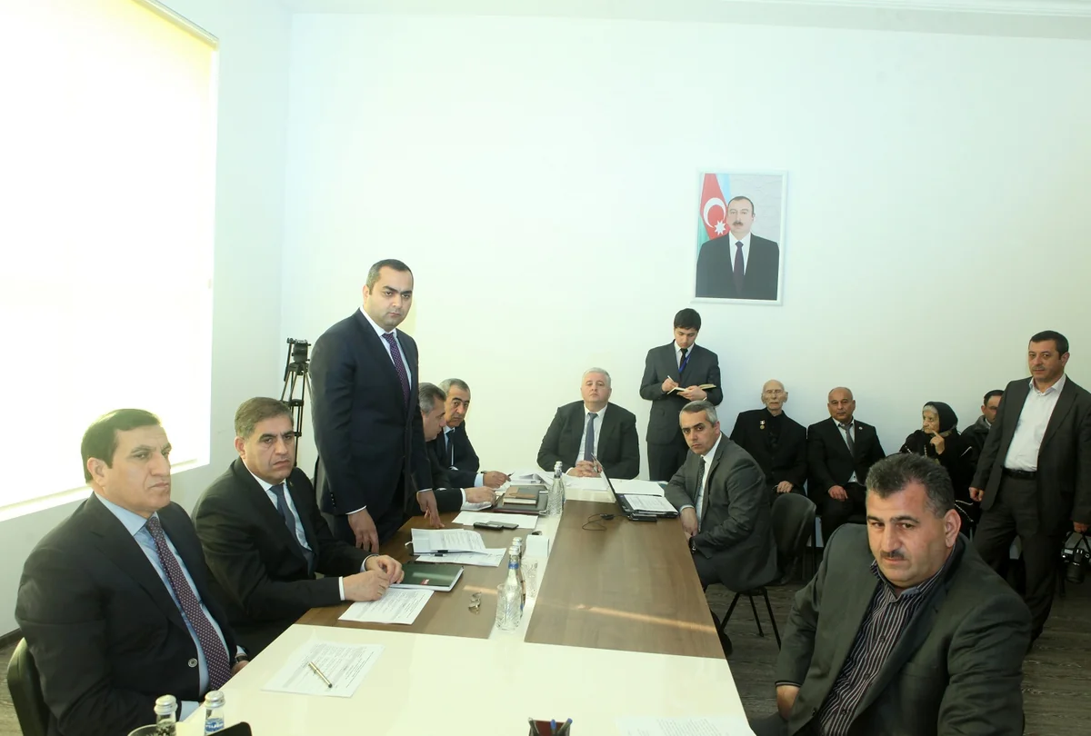 Səlim Müslümov Sabirabadda vətəndaşları qəbul edib