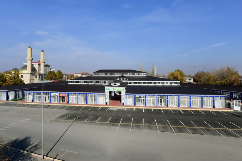 Naxçıvanda “Yaşıl bazar” ticarət kompleksi istifadəyə verilib