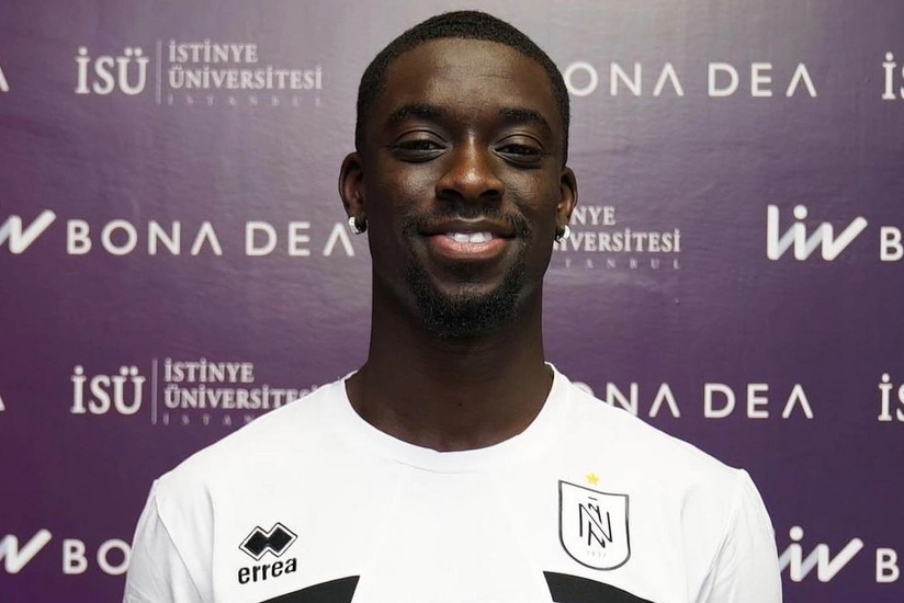 “Neftçi” Seneqal əsilli ingiltərəli hücumçunu transfer edib