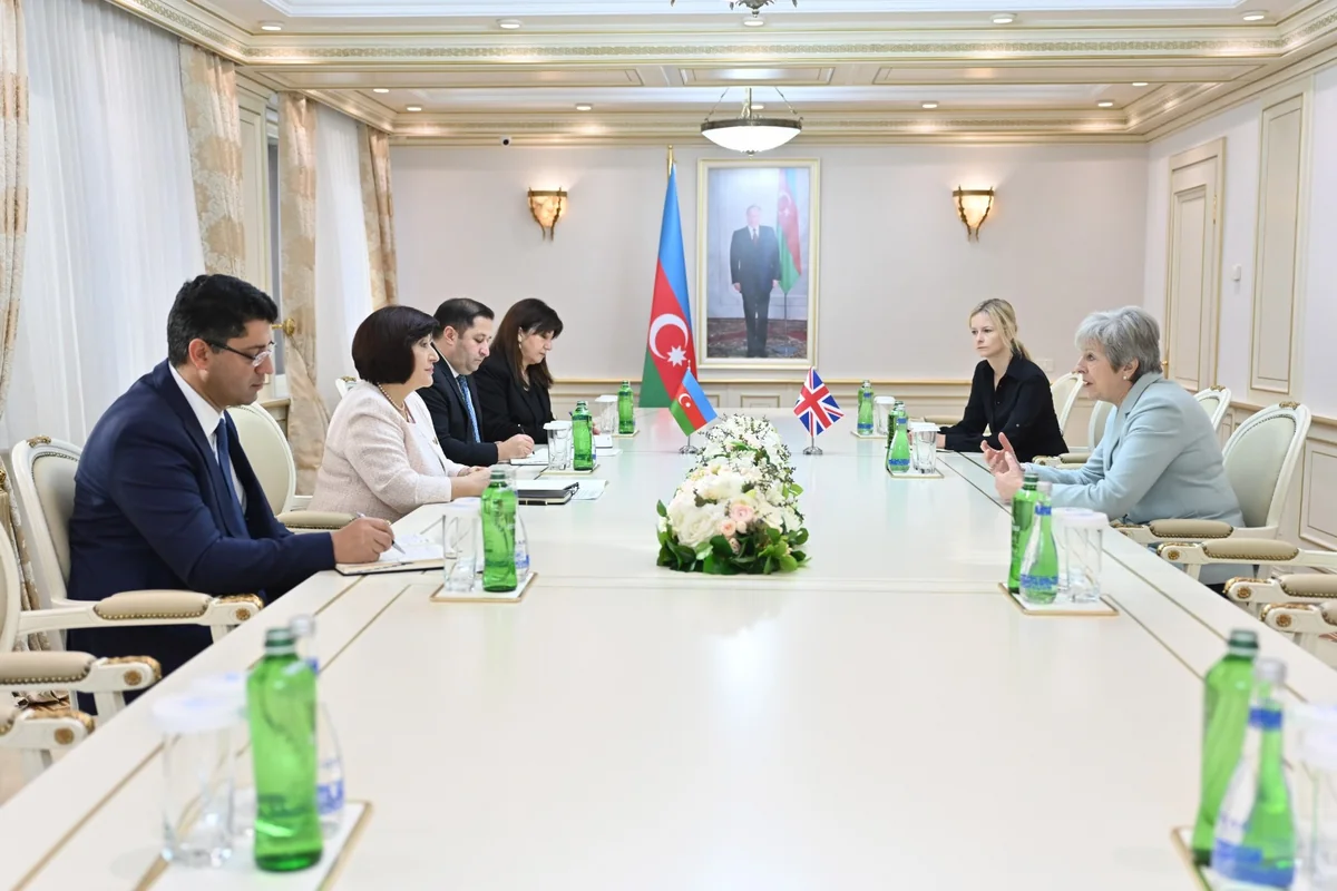 Speaker of Azerbaijan’s Parliament meets former British PM