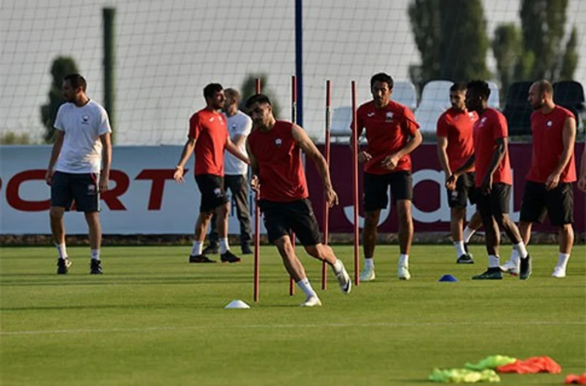 Qəbələ klubu iki yoxlama oyunu keçirəcək