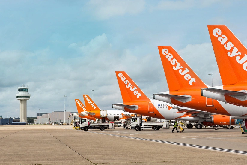 EasyJet to cut free hand luggage allowance