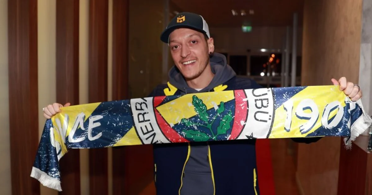 Fənərbağça Özilin transferi üçün pul toplamağa başladı