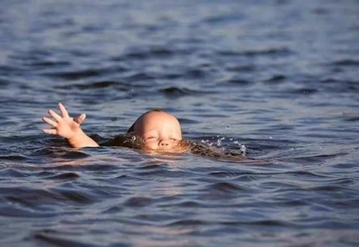 Salyanda 3 yaşlı uşaq su kanalında boğulub