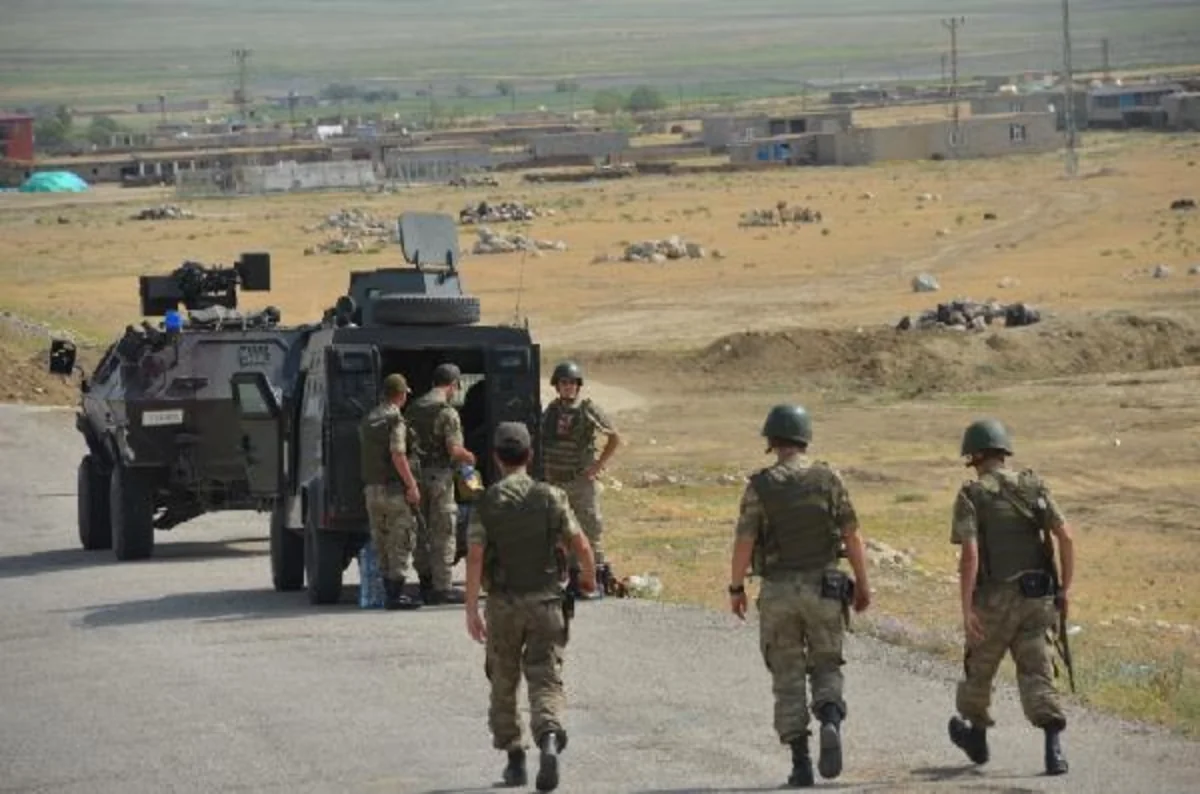 Çaldıranda terrorçularla atışmada 4 nəfər şəhid olub, 18 nəfər yaralanıb