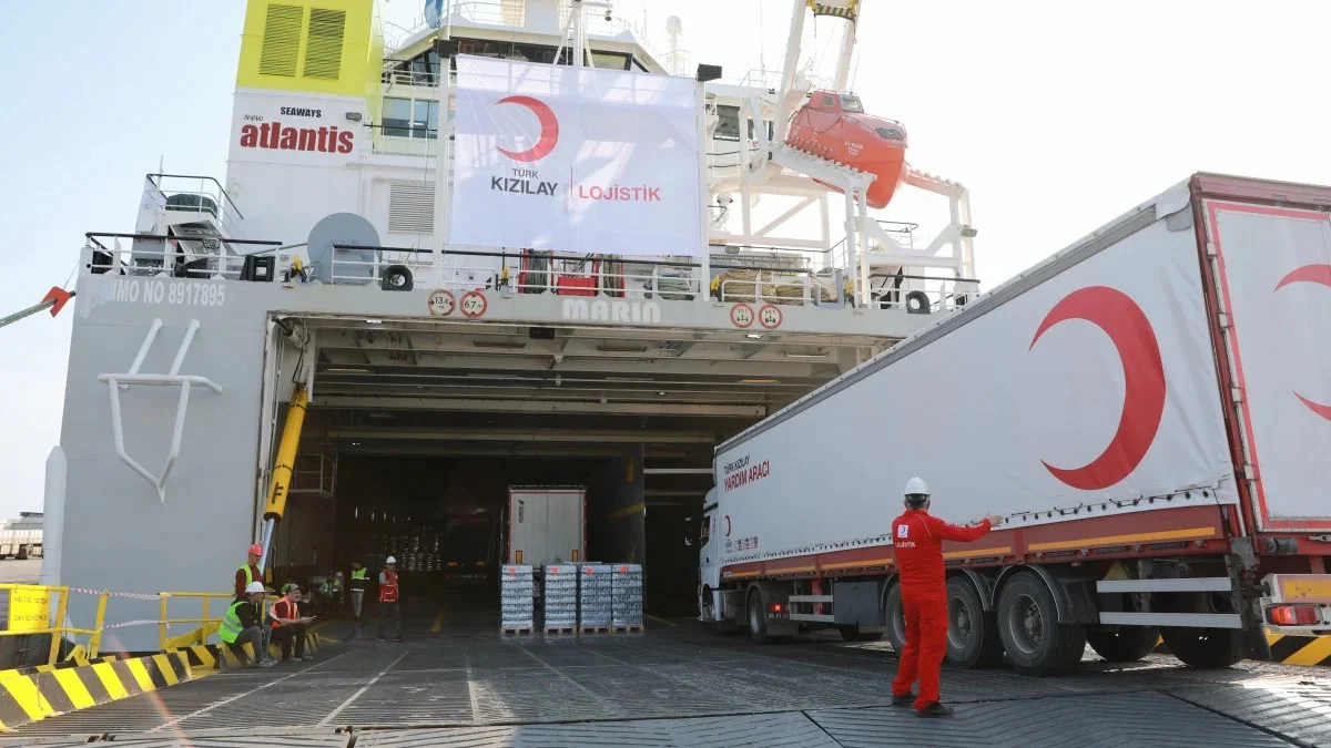 Türkiyənin növbəti humanitar yardımı Qəzzaya çatıb