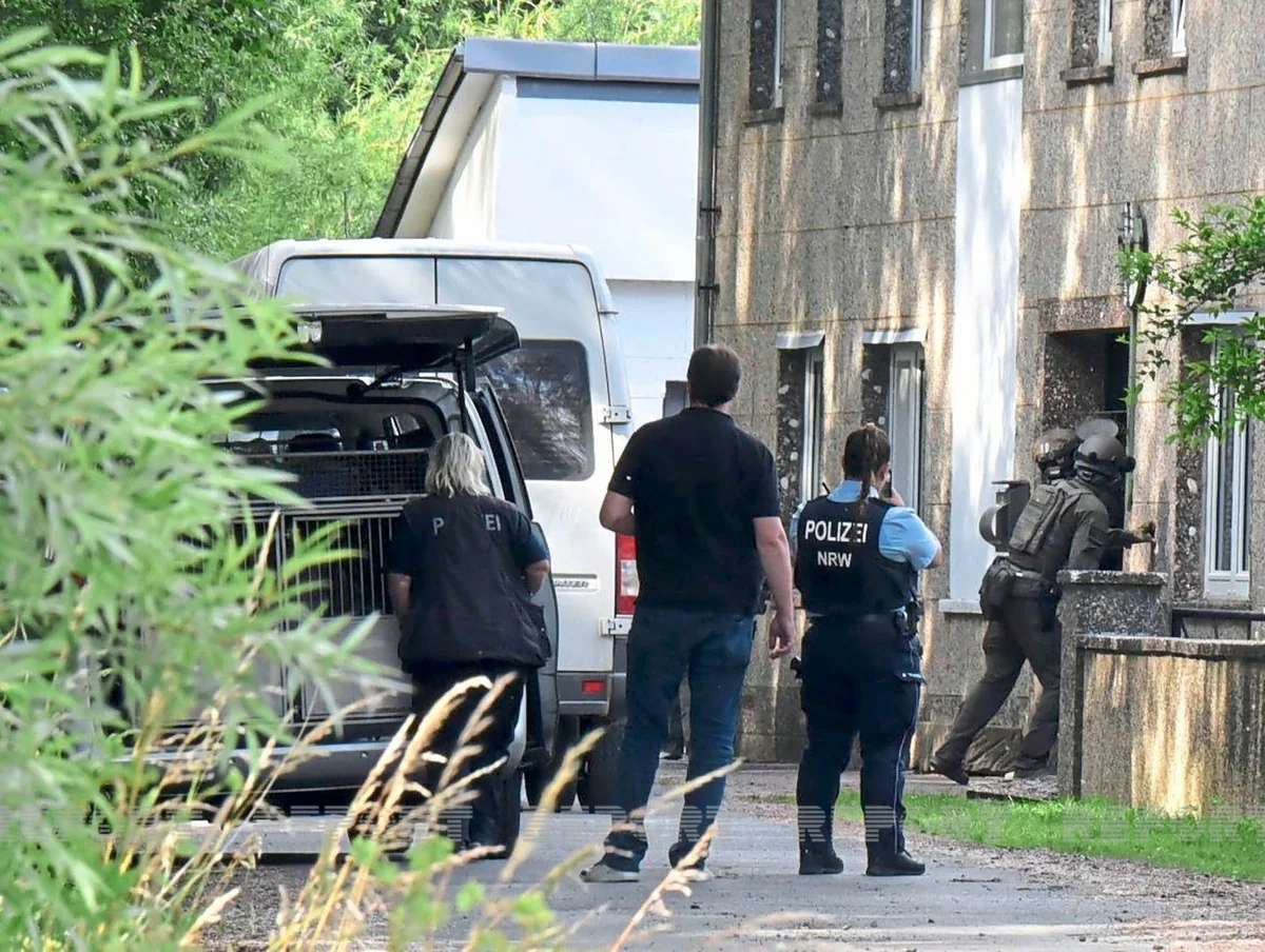 Almaniyada qətl törədən azərbaycanlıya görə polis bir neçə obyekt və evə basqın edib