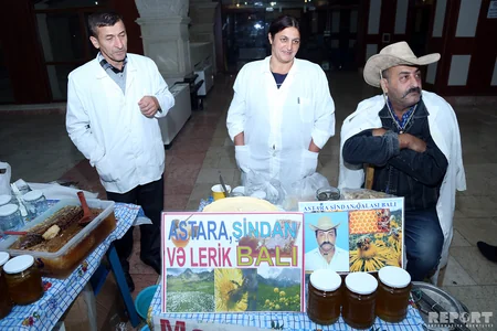 Bakıda ənənəvi bal yarmarkası keçirilir
