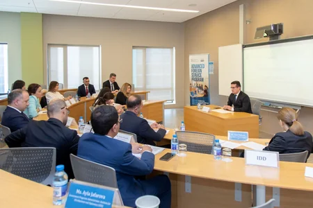 ADA Universiteti və XİN-in birgə təşkilatçılığı ilə keçirilən “Xarici Siyasət Proqramı” başa çatıb