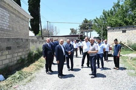 Vüqar Əhmədov Ağcabədidə vətəndaşları qəbul edib