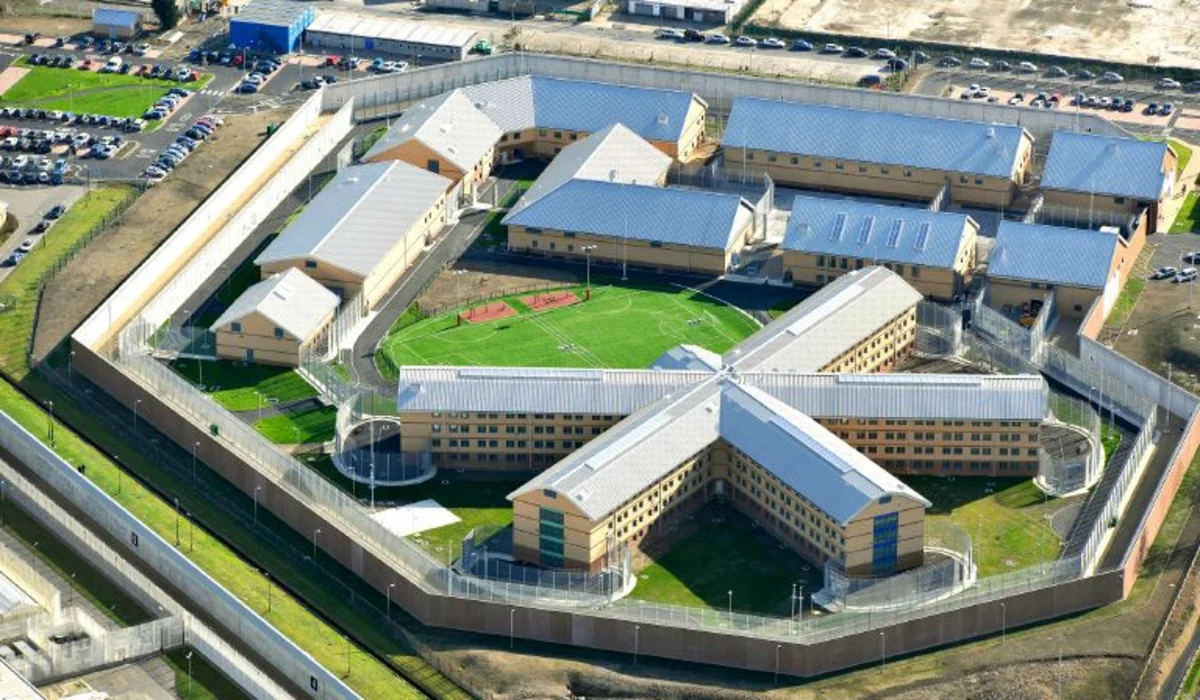 UK government enacts early prisoner release to alleviate jail overcrowding